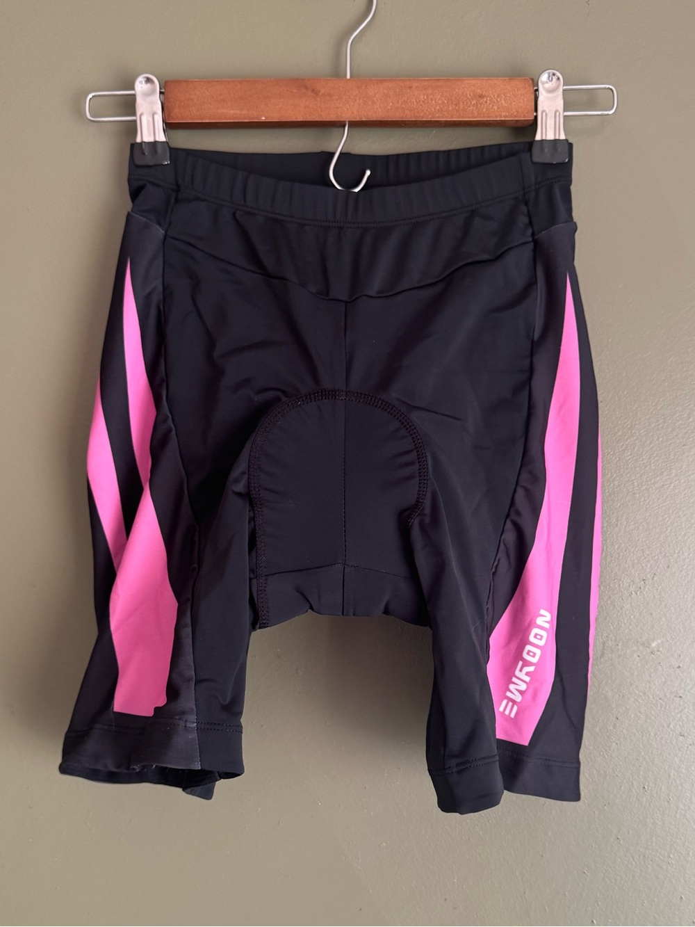 Women’s Cycling Shorts with Pink Accents
